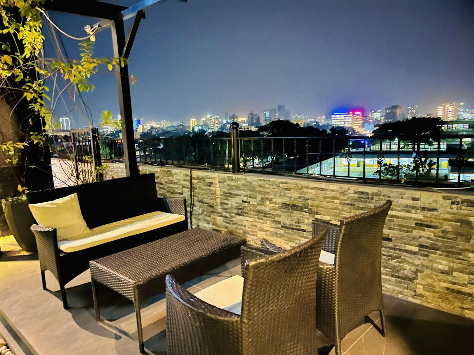 H&H Hotel Kinshasa Esterno foto