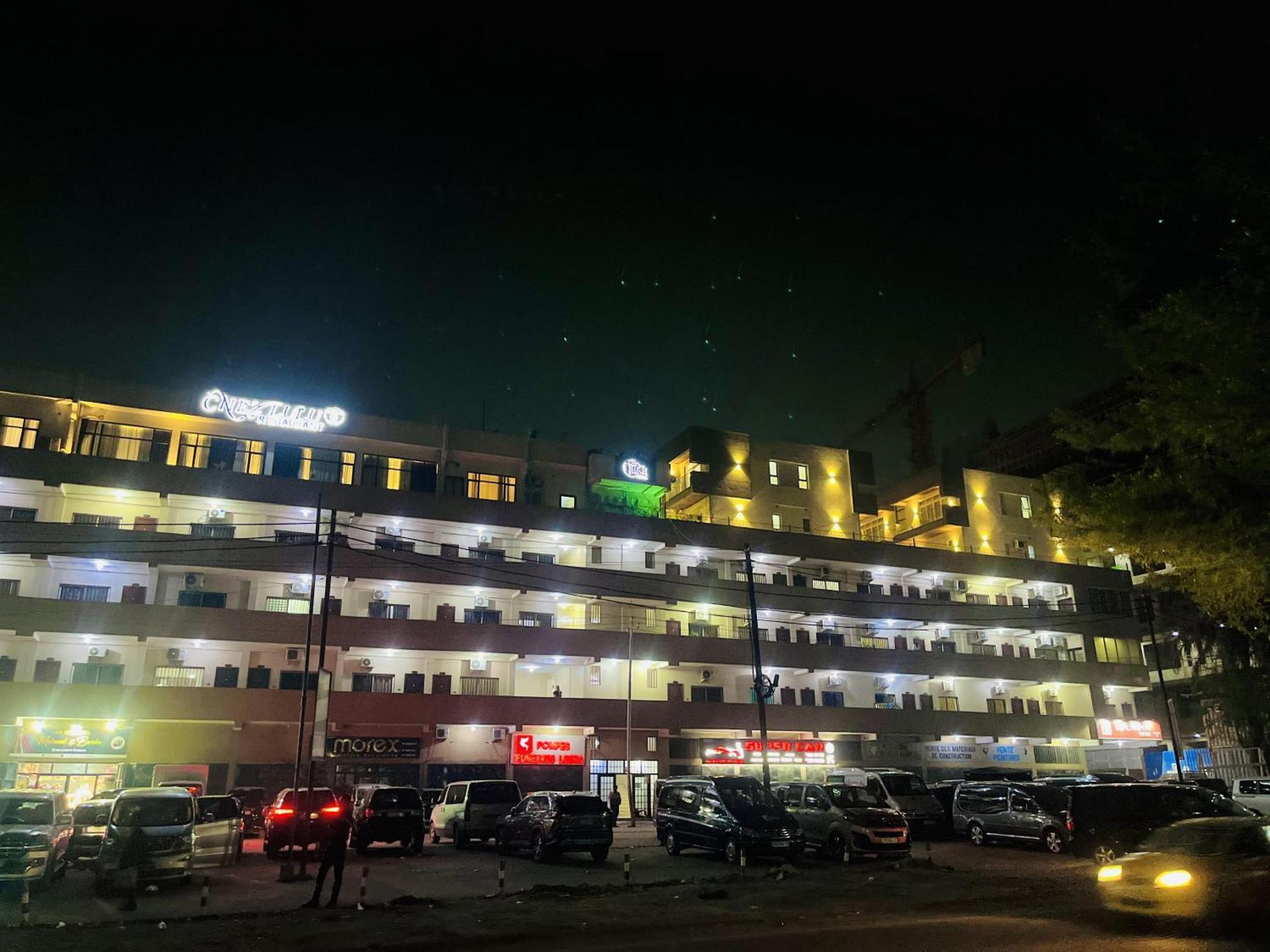 H&H Hotel Kinshasa Esterno foto
